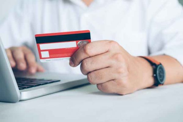 Rút tiền thẻ tín dụng TPHCM