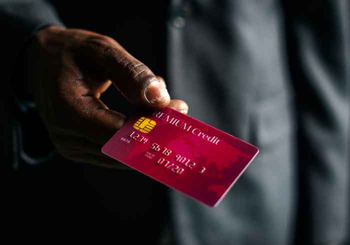 Thanh toán trả góp dư nợ thẻ tín dụng